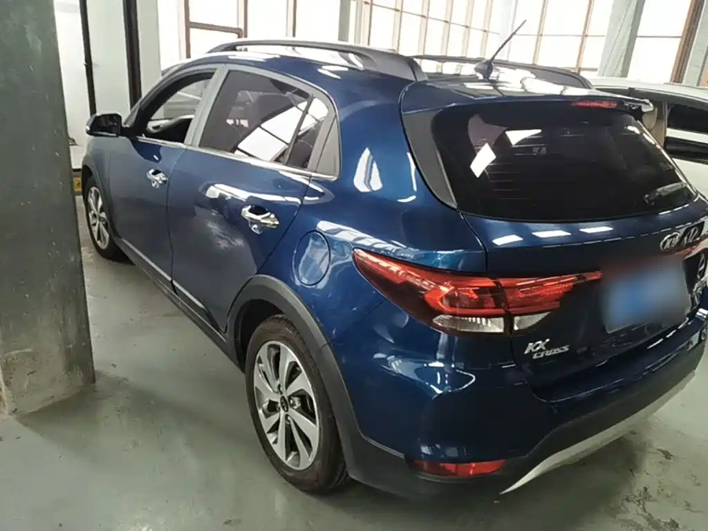 Kia KX Cross 2019 — фото 5