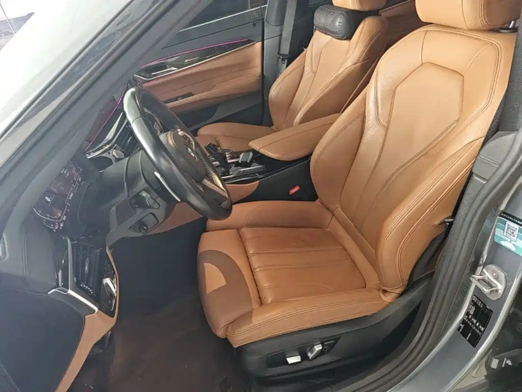 BMW 6 Series GT 2020 — фото 15
