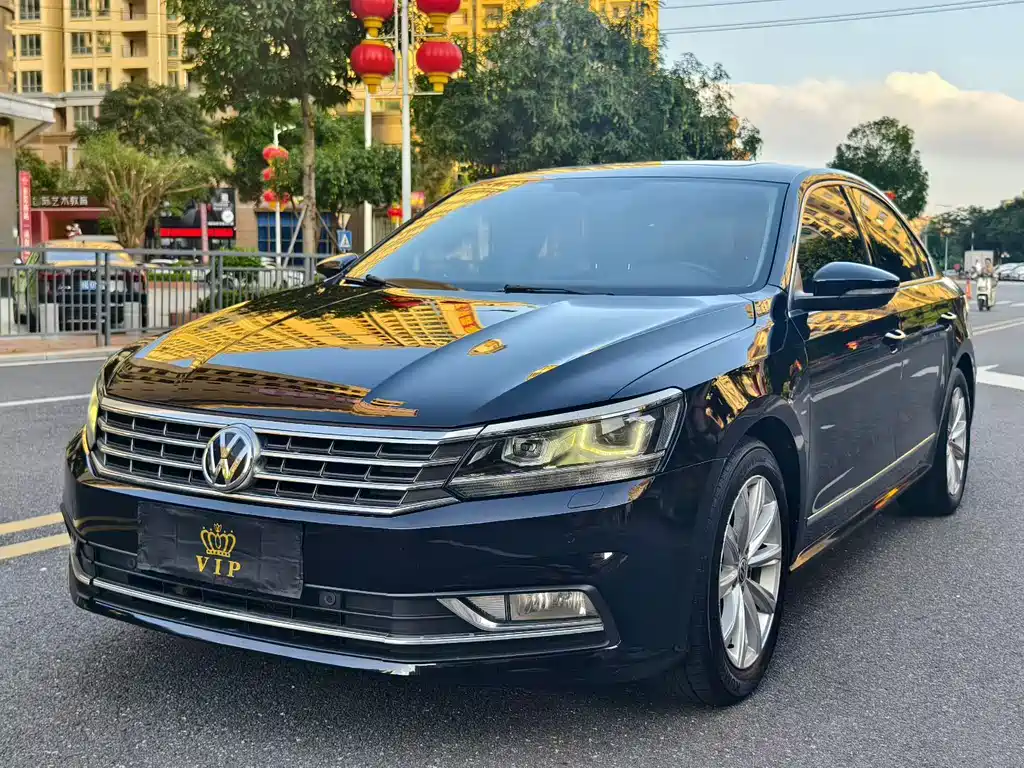 Volkswagen Passat 2016 — фото 10