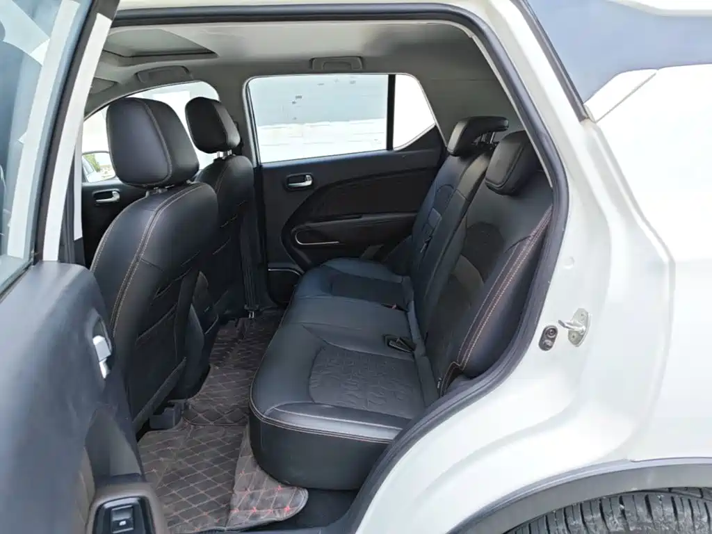 GAC Motor Trumpchi GS3 2018 — фото 17