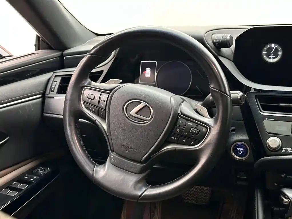 Lexus ES 2021 — фото 12