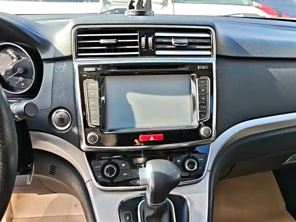 Haval H6 2016 — фото 13