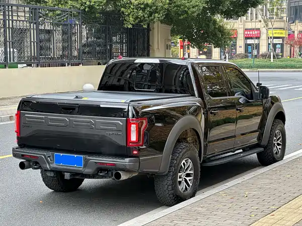 Ford F-150 Raptor 2018