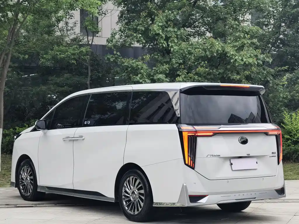GAC Motor Trumpchi M8 2023 — фото 5