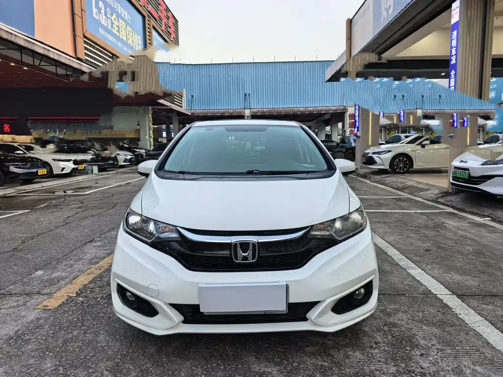 Honda Fit 2017 — фото 2