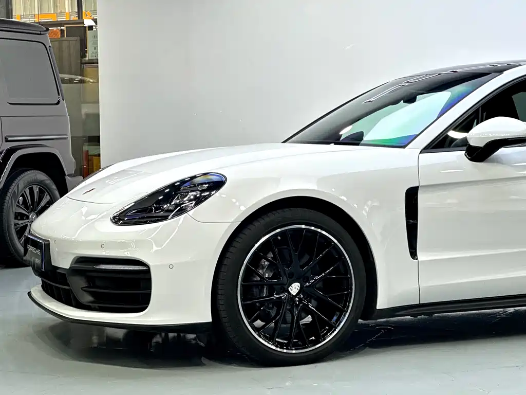 Porsche Panamera 2021 — фото 12