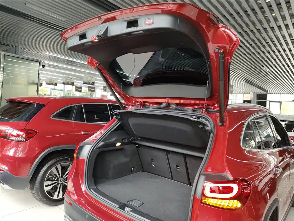 Mercedes-Benz GLA 2020 — фото 19