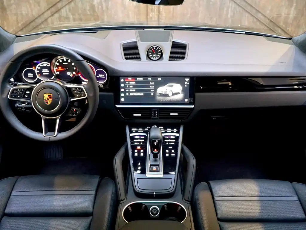 Porsche Cayenne 2022 — фото 12