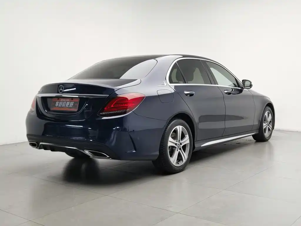 Mercedes-Benz C-Class 2019 — фото 2
