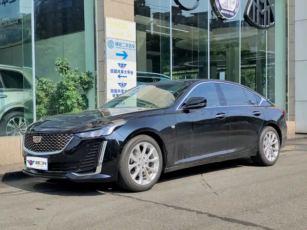 Cadillac CT5 2023 — фото 1
