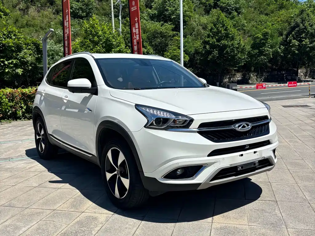Chery Tiggo 7 2017 — фото 2