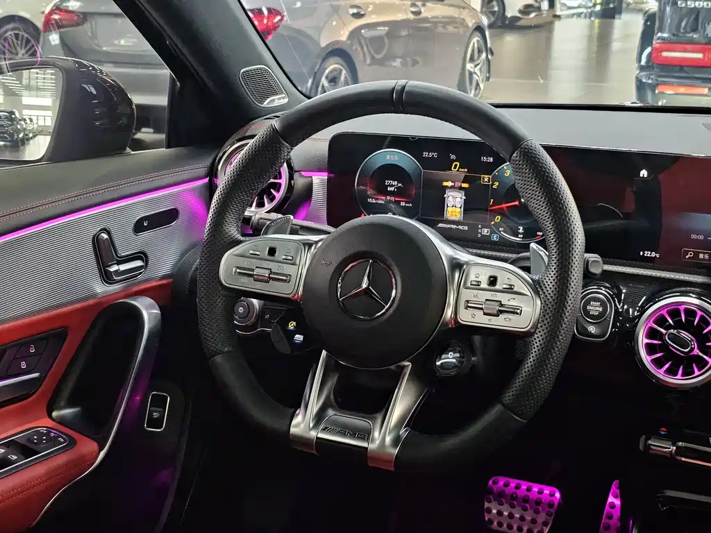 Mercedes-Benz A-Class AMG 2023 — фото 5
