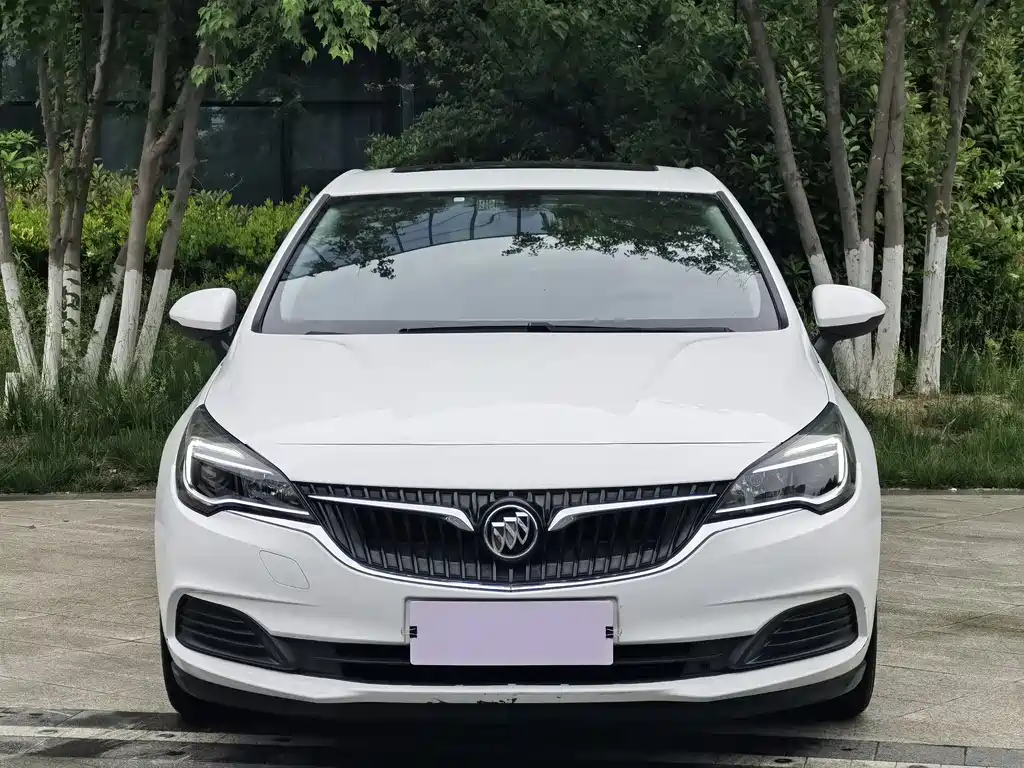 Buick Verano 2018 — фото 2