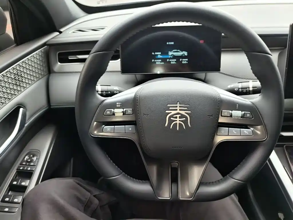 BYD Qin PLUS 2025 — фото 11
