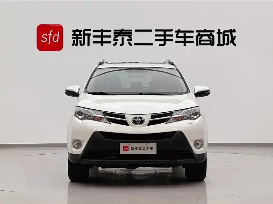 Toyota RAV4 2015 — фото 2