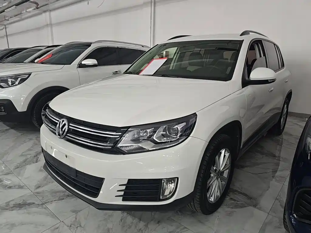 Volkswagen Tiguan 2018 — фото 1