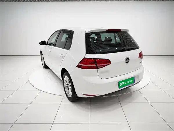 Volkswagen Golf 2016