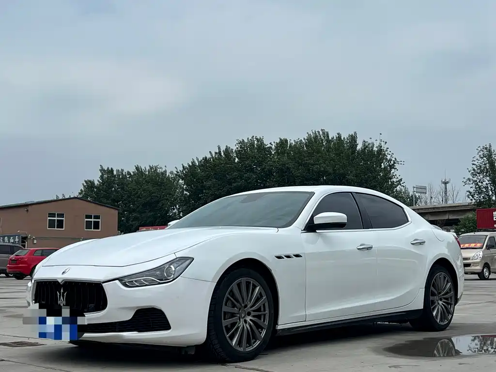 Maserati Ghibli 2017 — фото 1