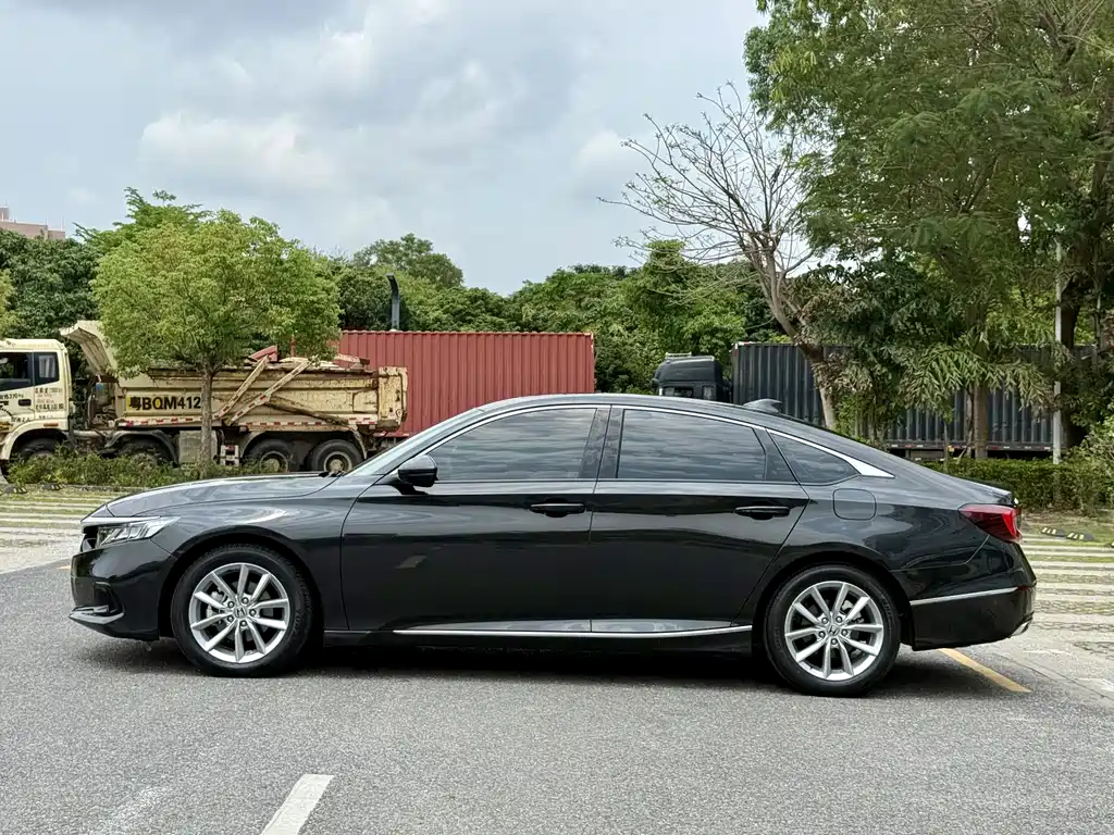 Honda Accord 2022