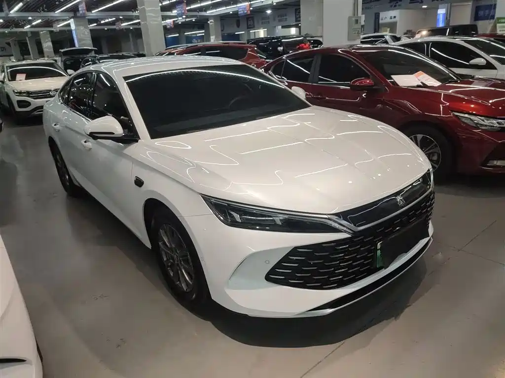 BYD Qin L 2025 — фото 4