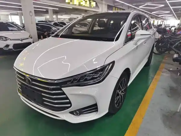 BYD Song MAX 2017