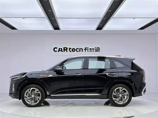 Hongqi HS3 PHEV 2024