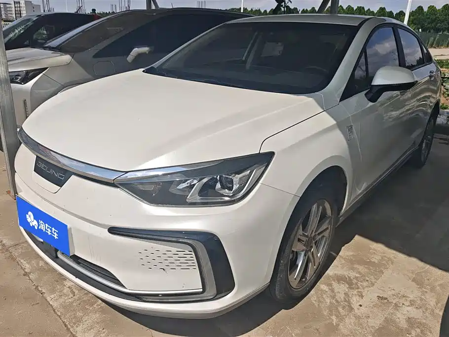 BAIC EU5 2022