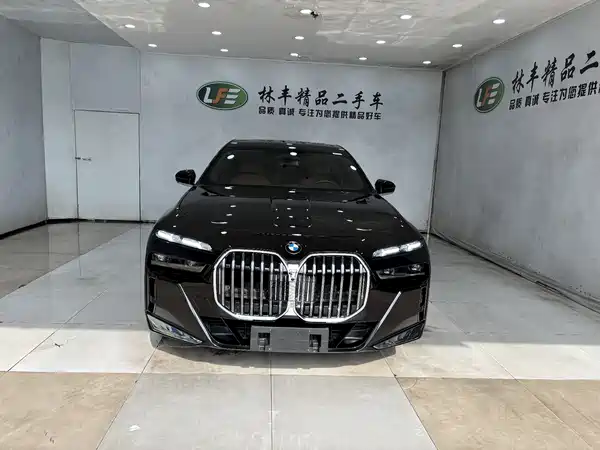 BMW 7 Series 2023