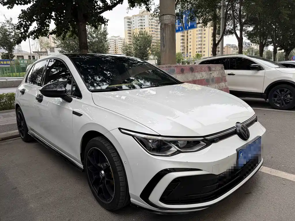 Volkswagen Golf 2023