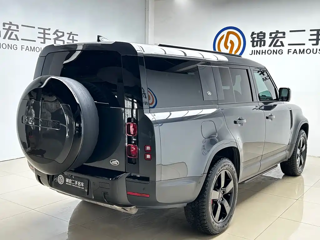 Land Rover Defender 2024 — фото 21