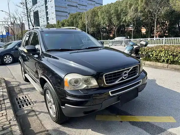 Volvo XC90 2011