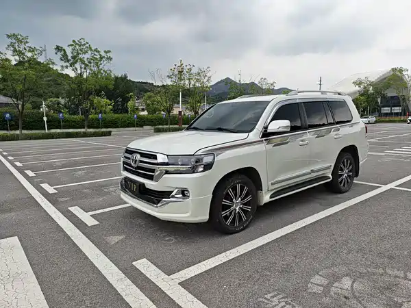 Toyota Land Cruiser 2015