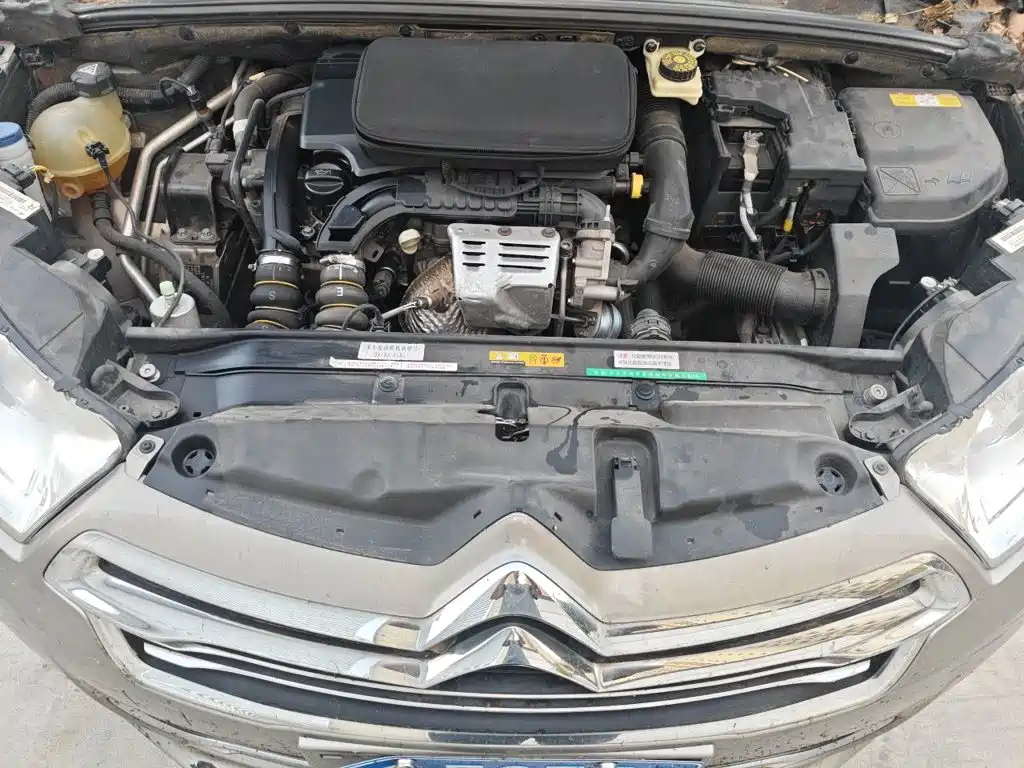 Citroën C4L 2016 — фото 21