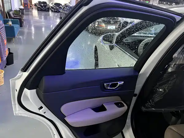 Volvo XC60 2026
