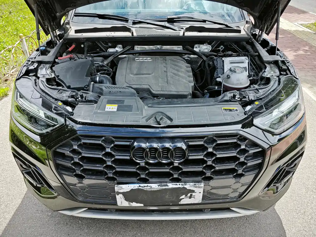 Audi Q5L 2024