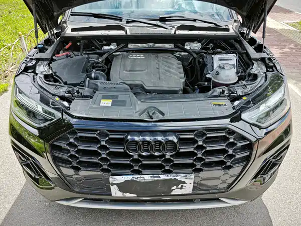 Audi Q5L 2024