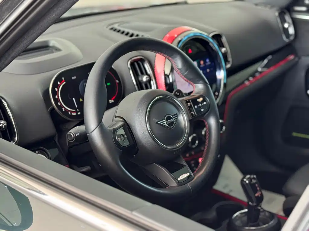 MINI JCW Countryman 2021 — фото 7