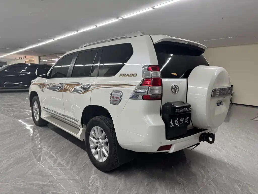 Toyota Prado 2016 — фото 4
