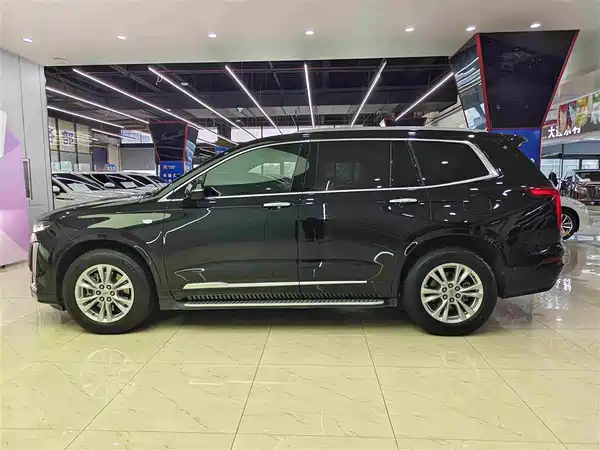 Cadillac XT6 2023