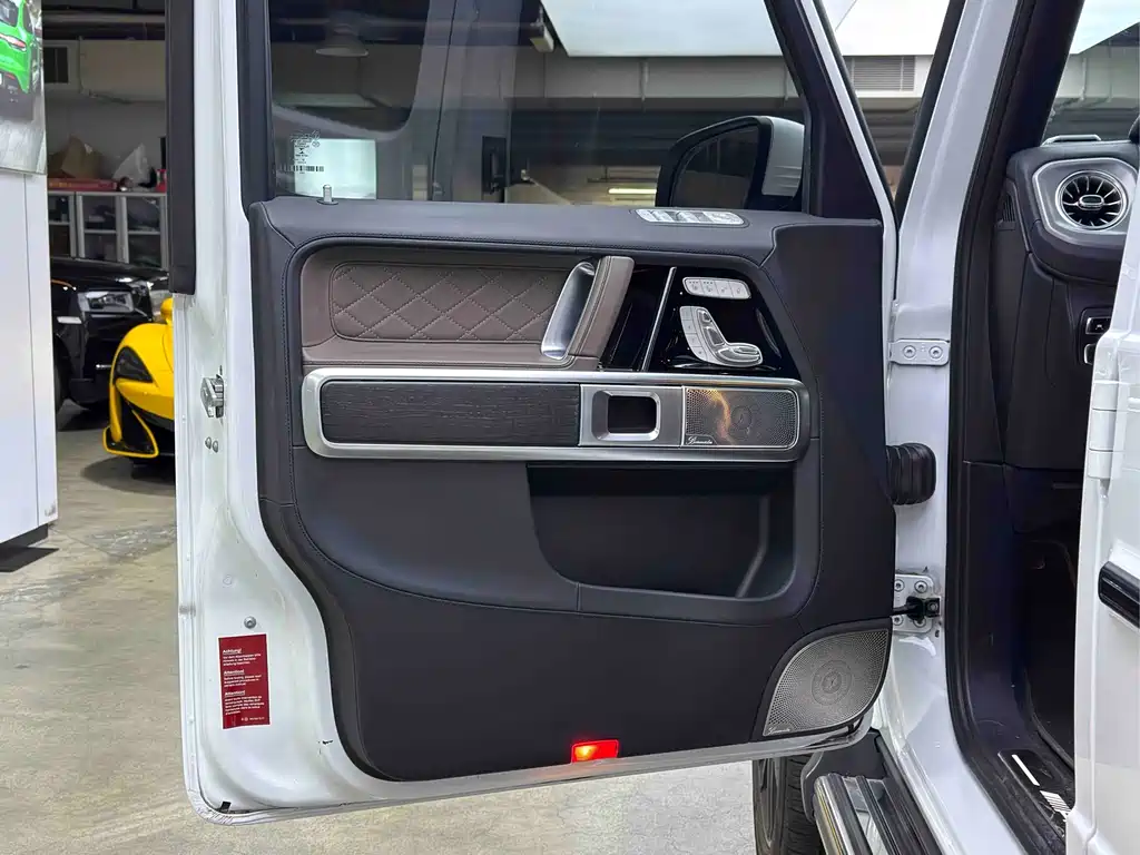 Mercedes-Benz G-Class AMG 2023 — фото 12
