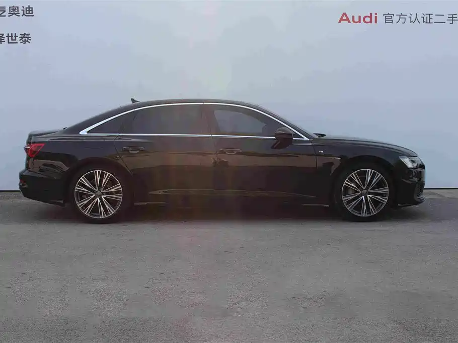 Audi A6L 2022