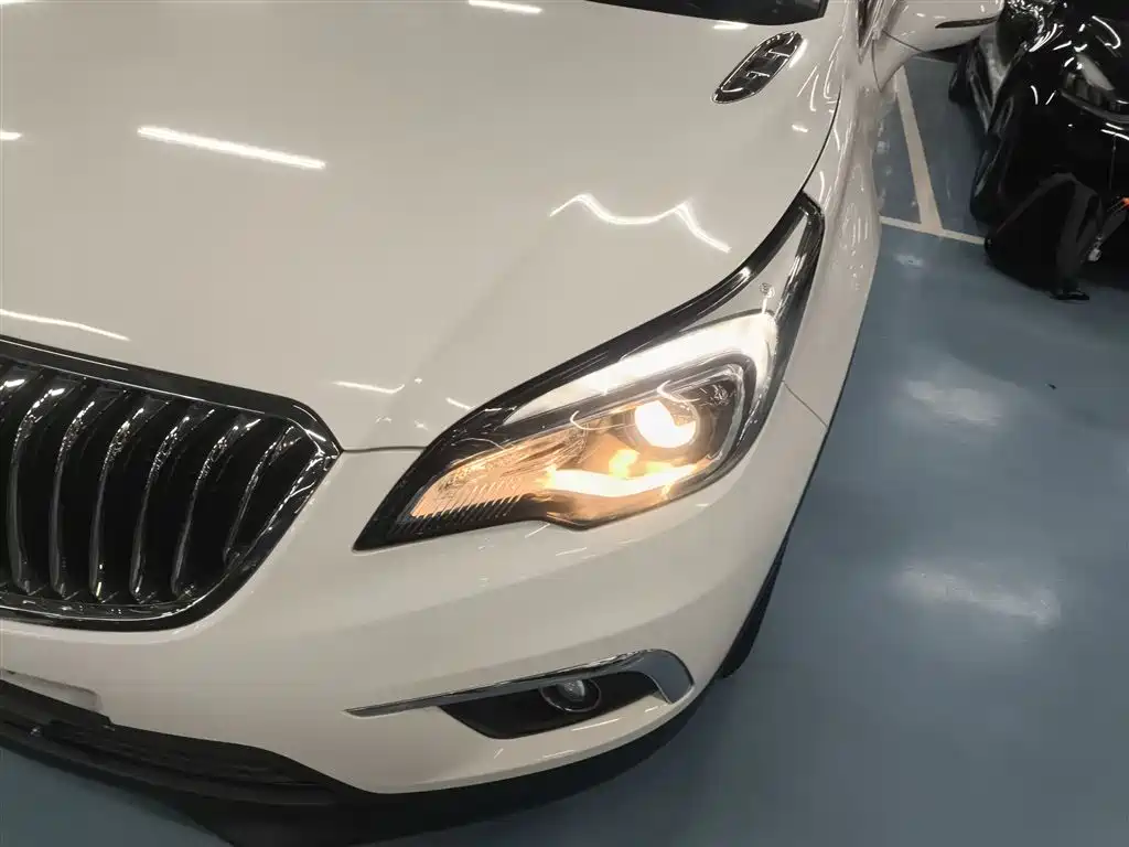 Buick Envision Plus 2017 — фото 18
