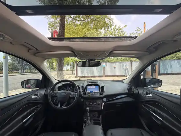 Ford Kuga 2017