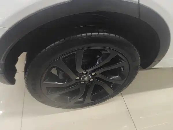 Land Rover Discovery Sport 2019