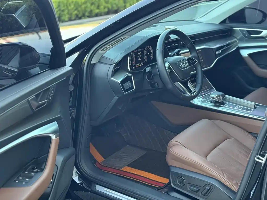 Audi A6L 2020