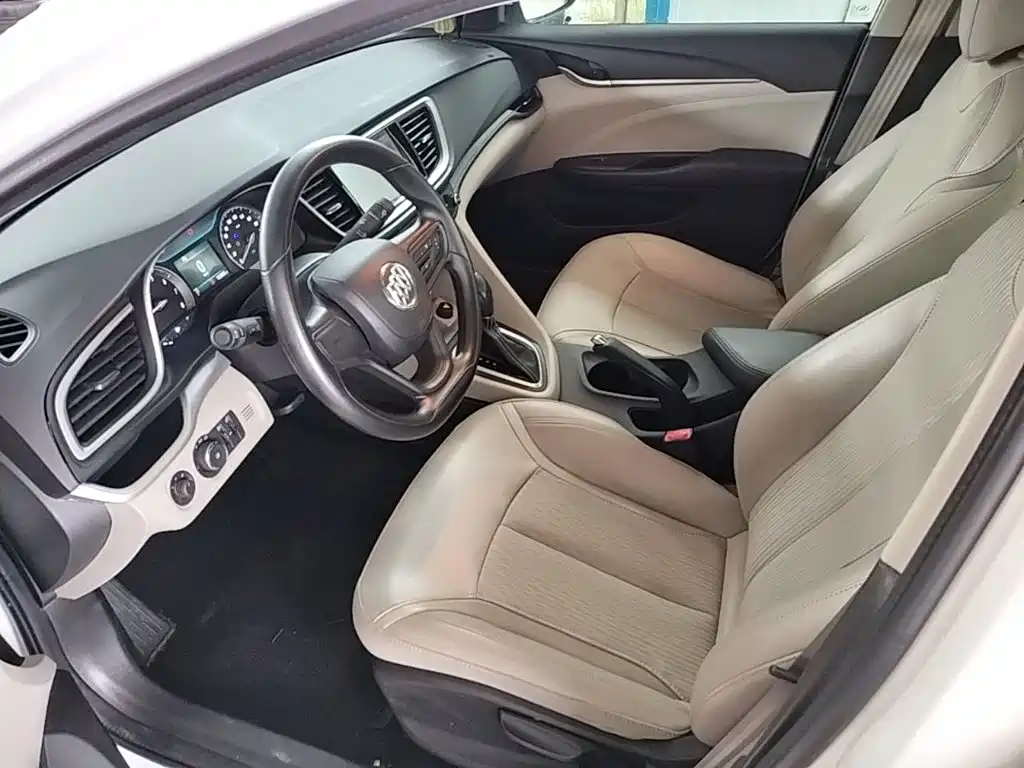 Buick Excelle 2016 — фото 15