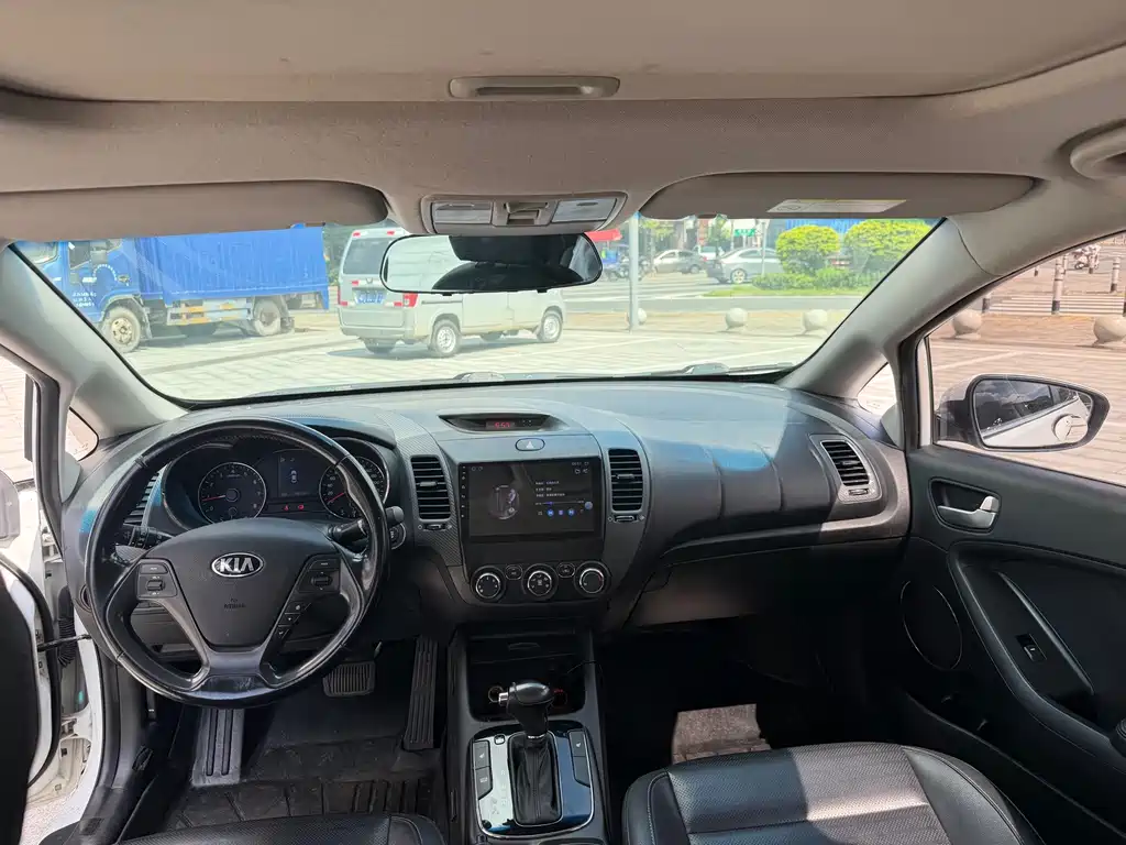 Kia K3 2017