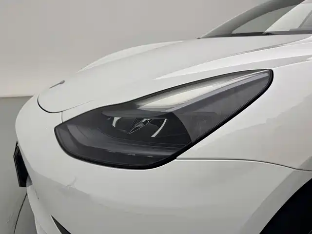 Tesla Model 3 2023 — фото 11