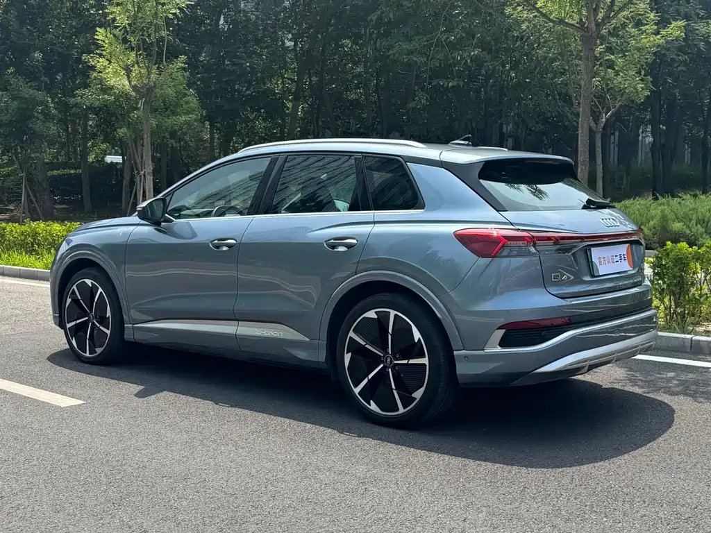 Audi Q4 e-tron 2023