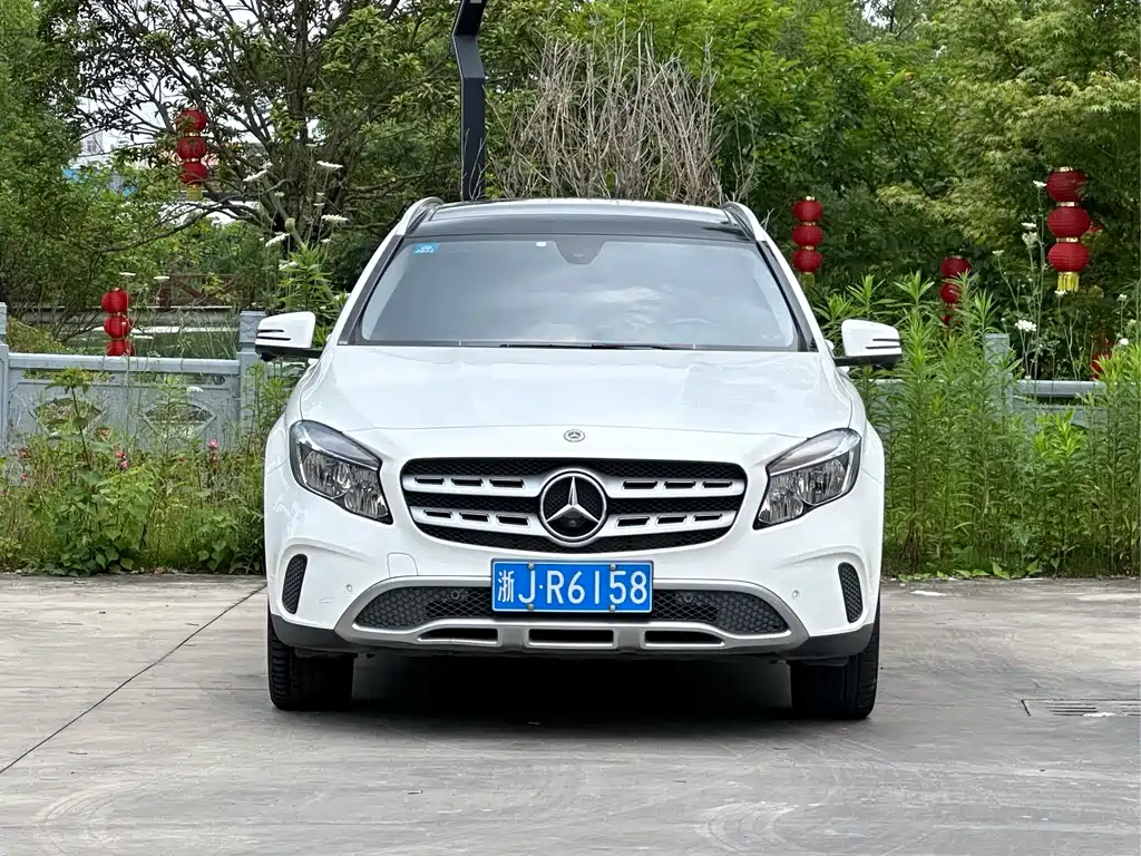 Mercedes-Benz GLA 2018 — фото 2